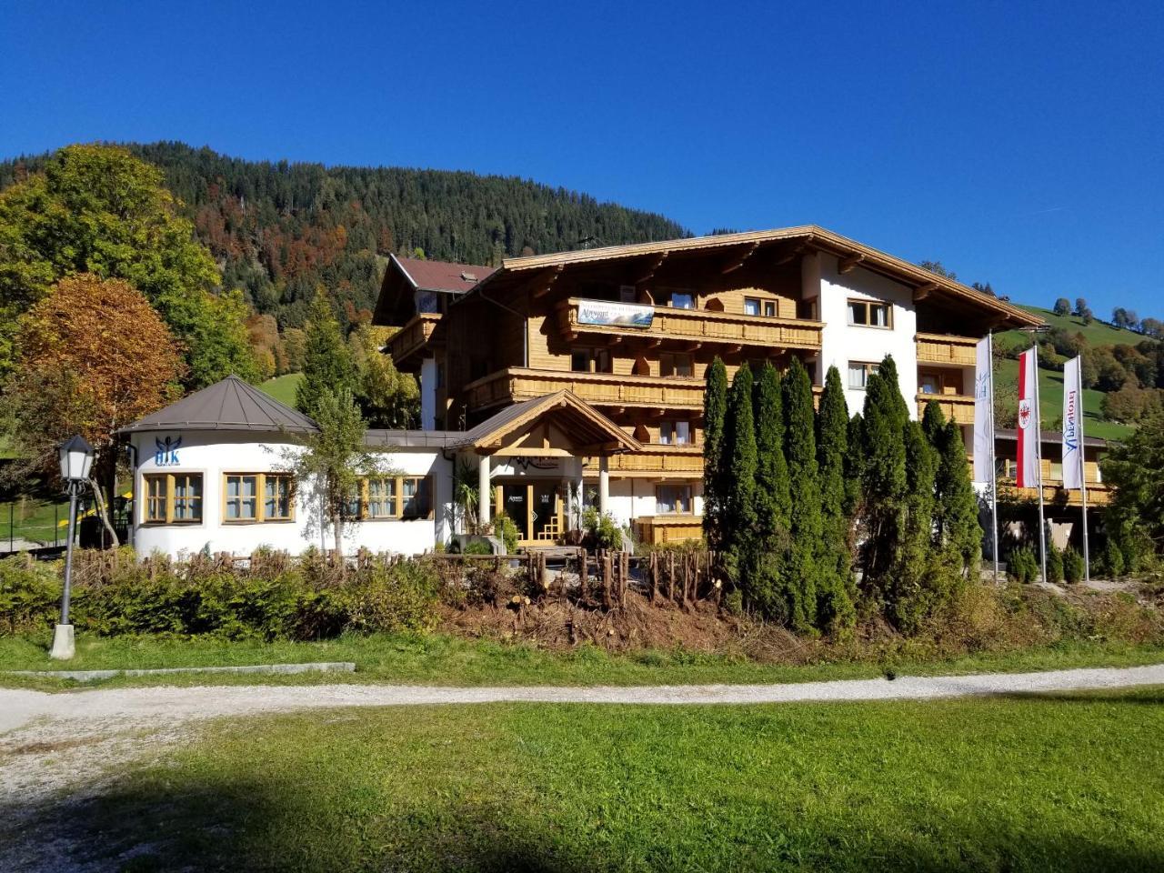 Alpenhotel Wildschoenau B&B Exterior foto